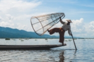 Northern Vietnamese fisherman - Traditional one feet rowing