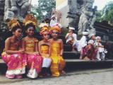 travel-to-Bali-Indonesia-traditional-dance