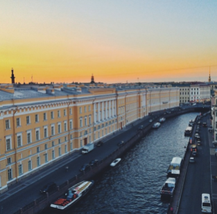 Travel to Saint-Petersburg, Russia