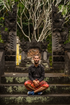 Titra Empul Temple, travel to Bali